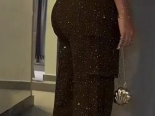 TamilNishasBack live webcam thumbnail