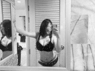 Tamil_mallu_love live webcam thumbnail