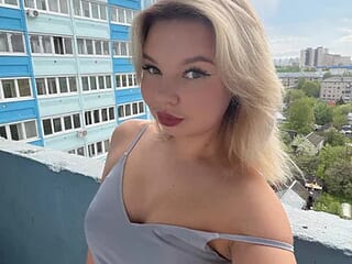 TanaDeschaine live webcam thumbnail