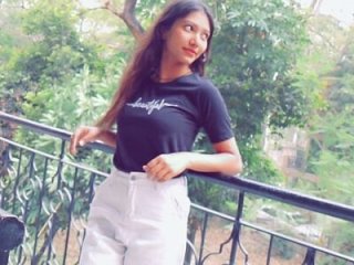 Tanya_mittal59 live webcam thumbnail