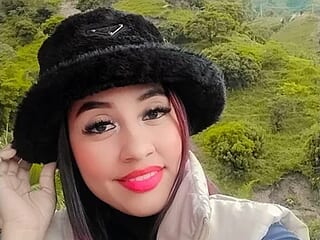 taliana_pulgarin live webcam thumbnail