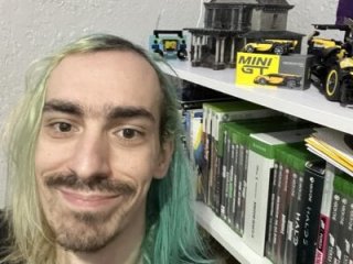 tallnerdyguy live webcam thumbnail