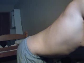 tallnfitstud live webcam thumbnail