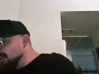 tannedirish live webcam thumbnail