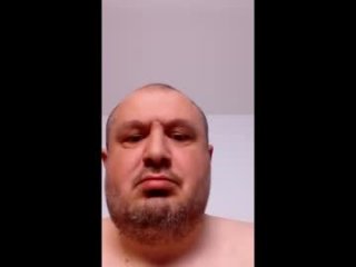 tarvidasmarius544814 live webcam thumbnail