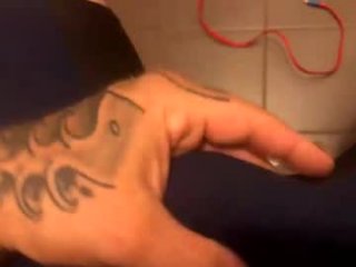 tattedtradie live webcam thumbnail