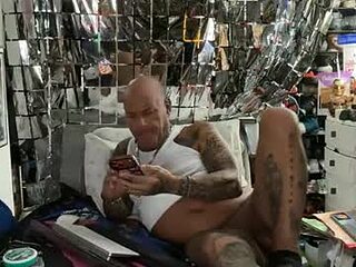 tatts687064 live webcam thumbnail
