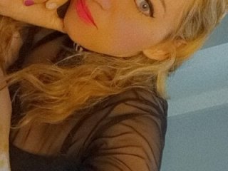 taylor198115 live webcam thumbnail