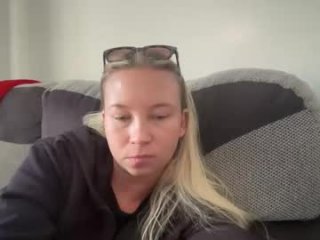 taylorlovett live webcam thumbnail