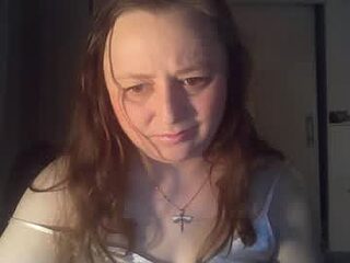 taylorxmilf live webcam thumbnail