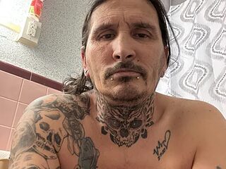 tazzfazz live webcam thumbnail
