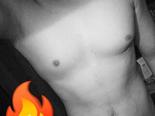 Teddyrzx live webcam thumbnail