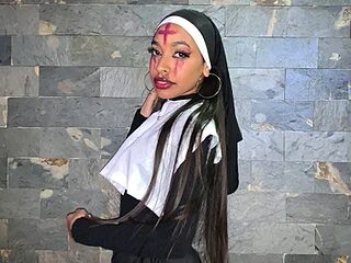 Teenssweet18 live webcam thumbnail