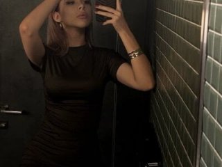 Tella_dream live webcam thumbnail