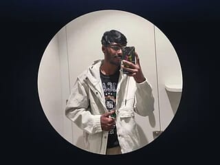 telugu_husband live webcam thumbnail