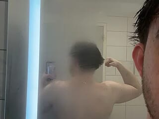 teubchaude345 live webcam thumbnail