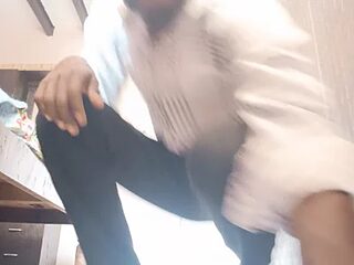 THA_KITTY live webcam thumbnail