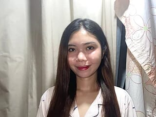 ThanhKalinowski live webcam thumbnail