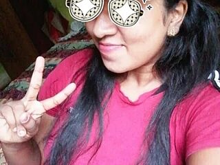 Tharukasenevirathne live webcam thumbnail