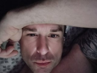 ThatPlatinumD live webcam thumbnail