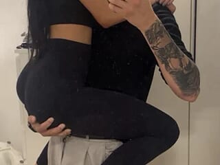 TheHornyLounge live webcam thumbnail