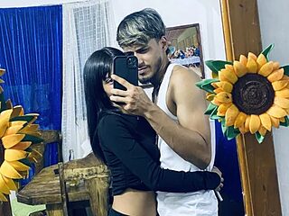 TheTaylors_RY live webcam thumbnail