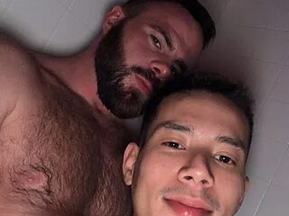 The_Alphapair live webcam thumbnail