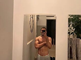 The_Gabee live webcam thumbnail