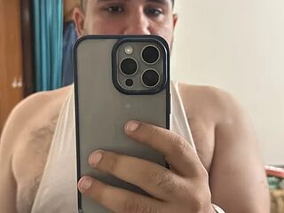 Thickindiandick6 live webcam thumbnail