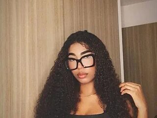 Threesoome_Horny live webcam thumbnail