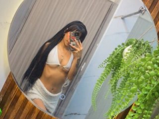 Thresomenmercy live webcam thumbnail