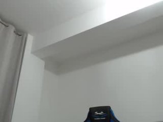 thebestmuscles live webcam thumbnail