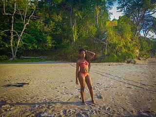 thechocolatepeach live webcam thumbnail