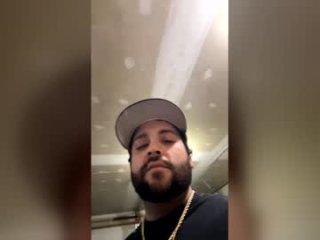 thegrassguy live webcam thumbnail