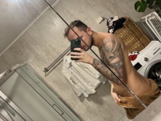 thehornyguy97 live webcam thumbnail