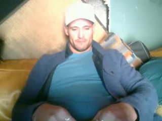 theoutfitter live webcam thumbnail