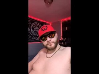 thickhandsomeman live webcam thumbnail