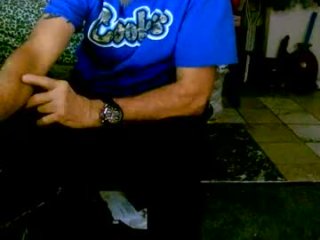thickwhiteboydick live webcam thumbnail