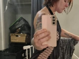 Tiara_XOX live webcam thumbnail