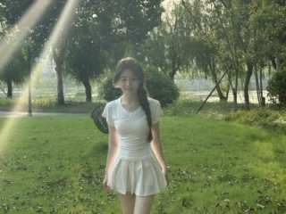 Tieziii live webcam thumbnail