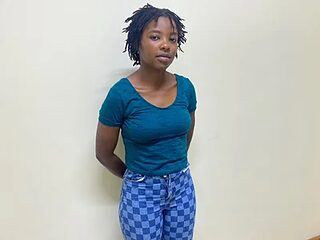 Tight_sexxygirl live webcam thumbnail