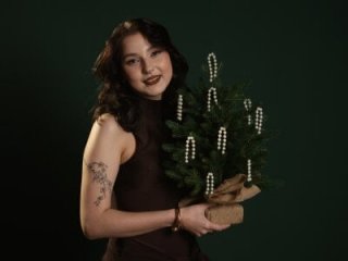 TinnaBurton live webcam thumbnail