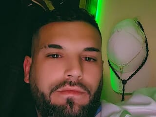 Titiladinguerie13 live webcam thumbnail