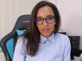 tia_j live webcam thumbnail