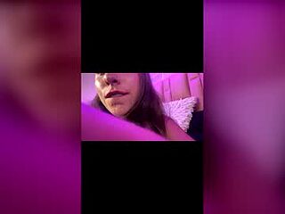 tiara19cute live webcam thumbnail
