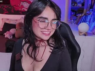 tigerlily__1 live webcam thumbnail