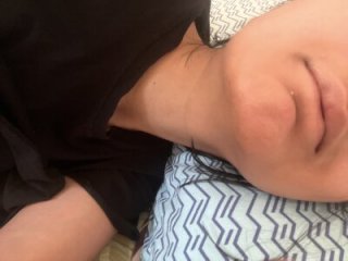 tits8758 live webcam thumbnail