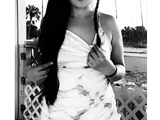 ToXxXiicBarbiie live webcam thumbnail