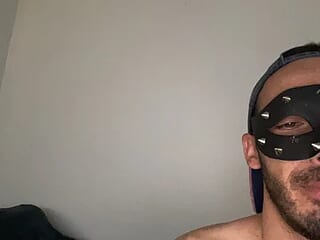 TomDesire live webcam thumbnail