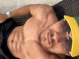 Tony_22cm live webcam thumbnail